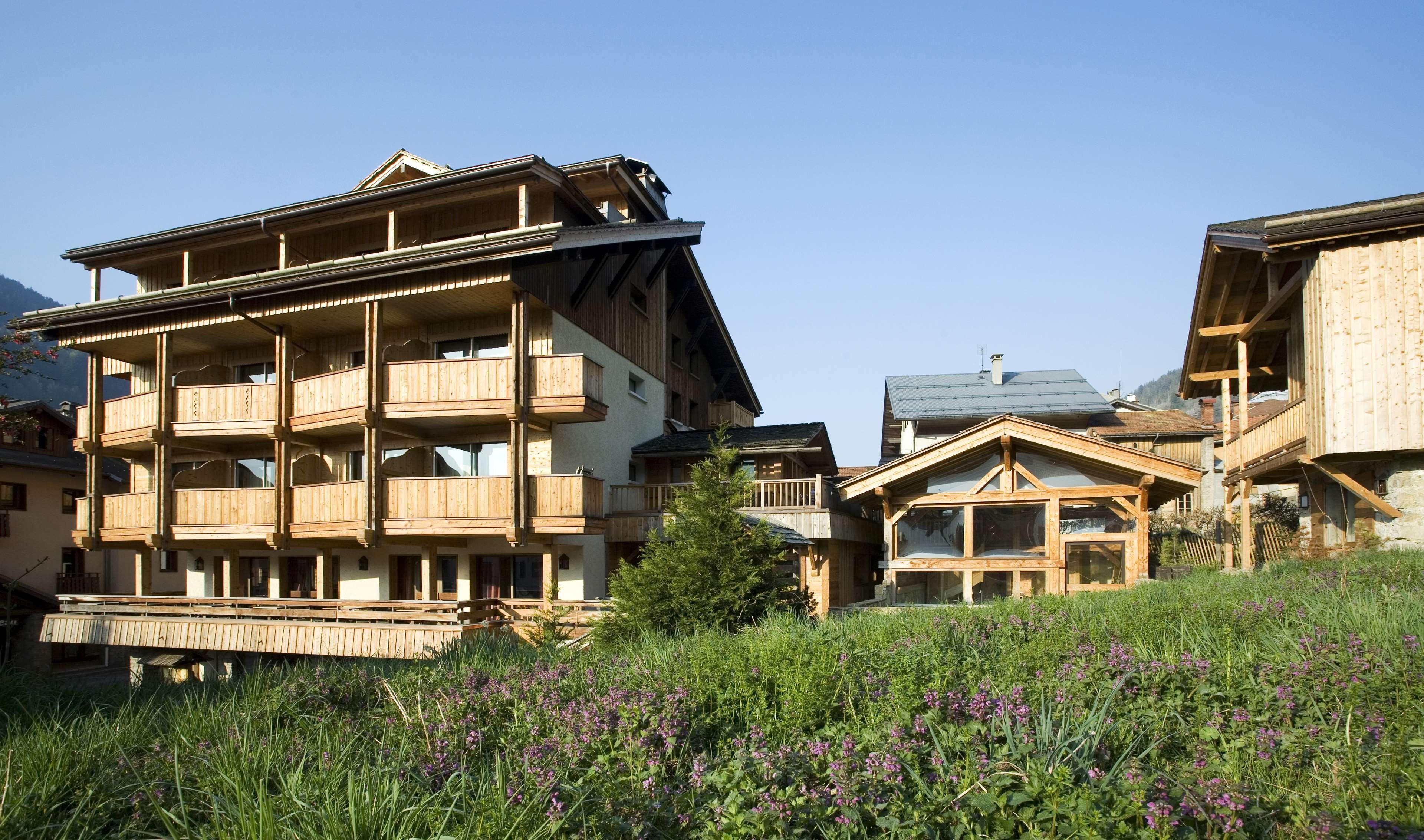 Best Western Chalet Les Saytels Hotel Le Grand-Bornand Exterior photo